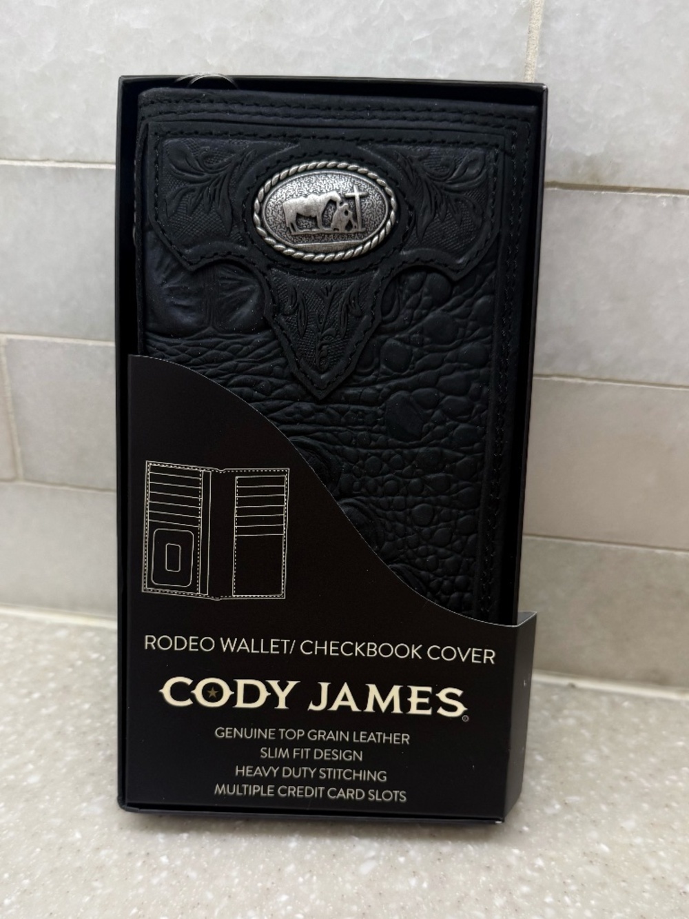 Cody James Rodeo Wallet - Picture 2 of 6